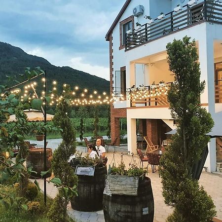 Karse Hotel Ambrolauri Exterior foto